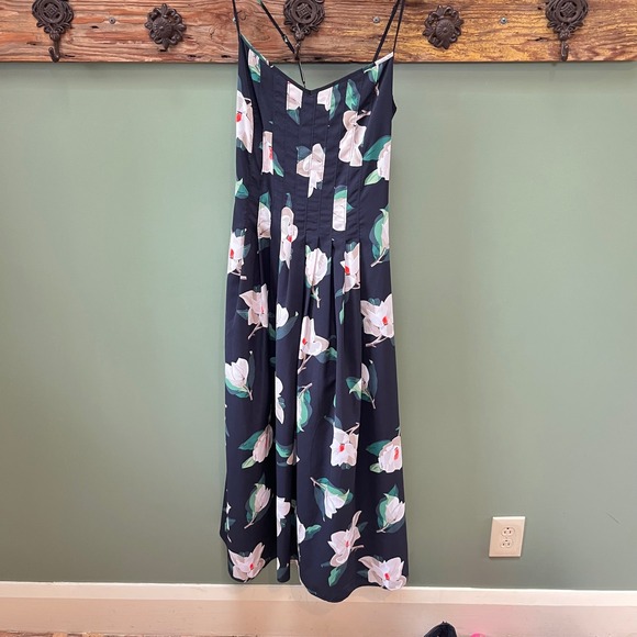 Banana Republic Dresses & Skirts - Banana Republic Navy Floral Magnolia Midi Dress 8 NWT Garden Party Wedding Guest
